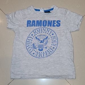 Ramones baby T sz 9-12 months